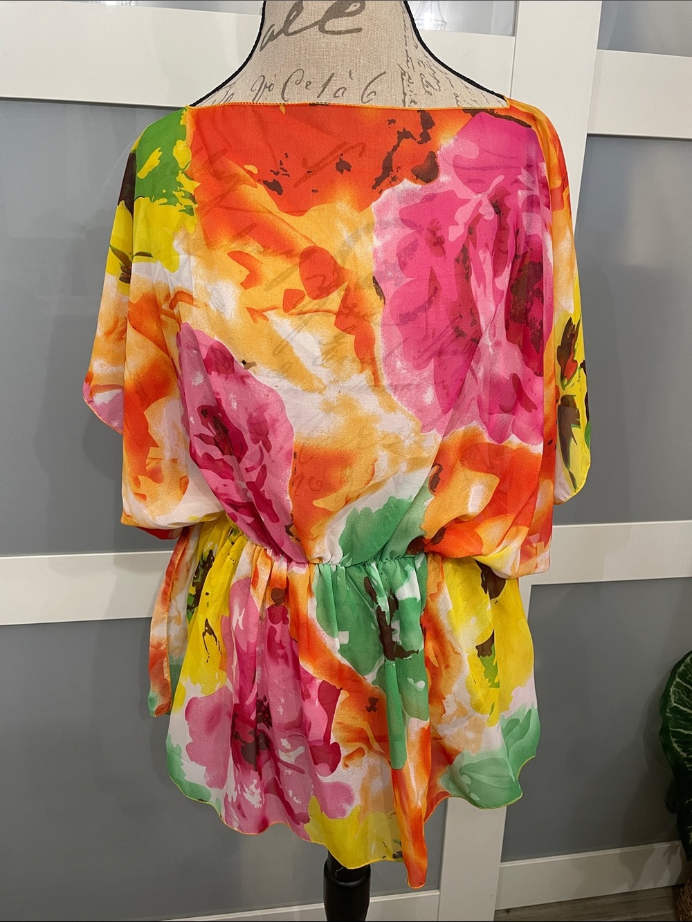 Floral Watercolor Blouson Top in Multicolor